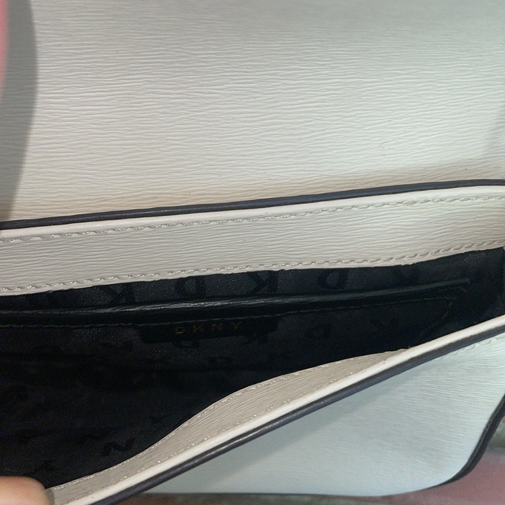 DKNY | Bryant MD Flap Crossbody added my own coach strap white eggshell - Picture 10 of 10